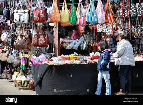 flea markets with fake clothing